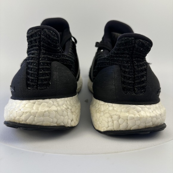 Adidas Ultra Boost Shoes Mens Size 9.5 Black White BB6220 Running Sneakers Boost - Picture 5 of 12